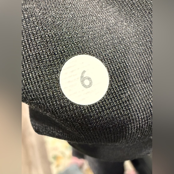 Lululemon Run Briskly Tech Long Sleeve Top Herringbone Gray Zip Pocket Slim Fit - Picture 15 of 15